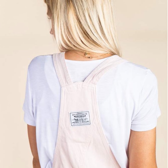 Levi's NORA skirtall in pink NWOT - Picture 3 of 3